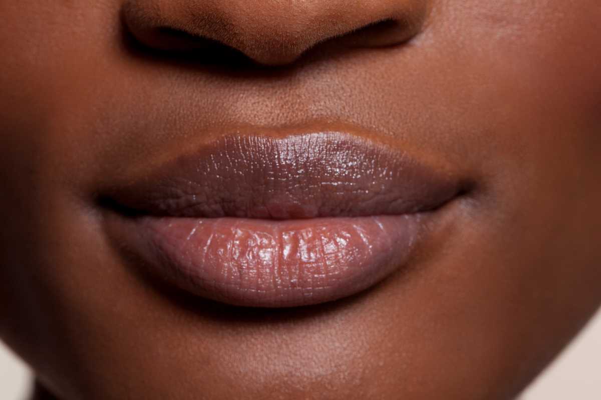 Expert Advice: Prolonging the Lifespan of Your Lip Color