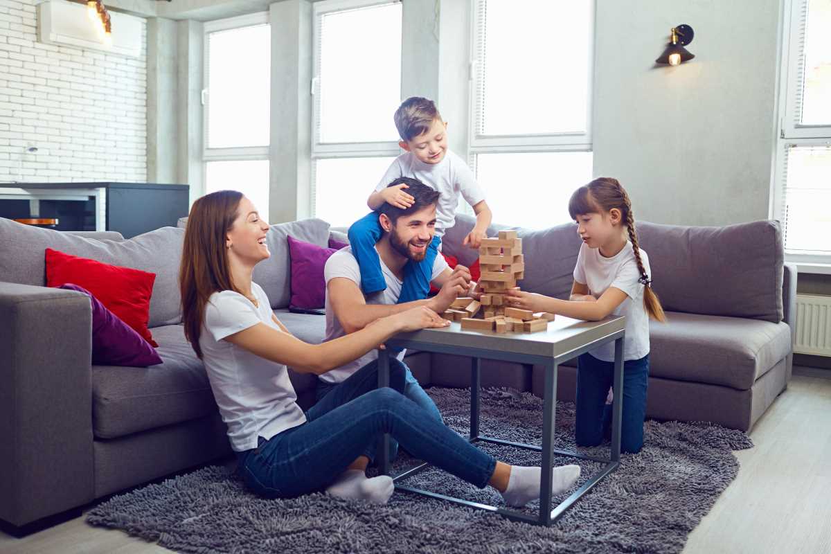 Tips for Balancing Technology and Family Time  